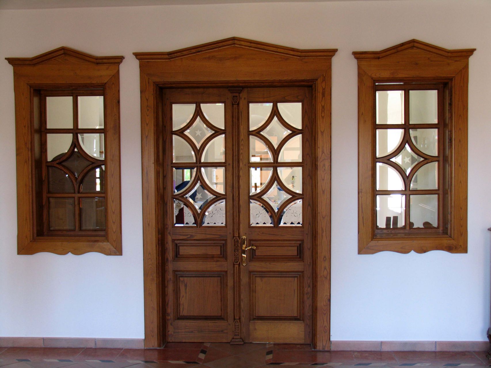 Woodcarved doors windows Woodcarved doors windows