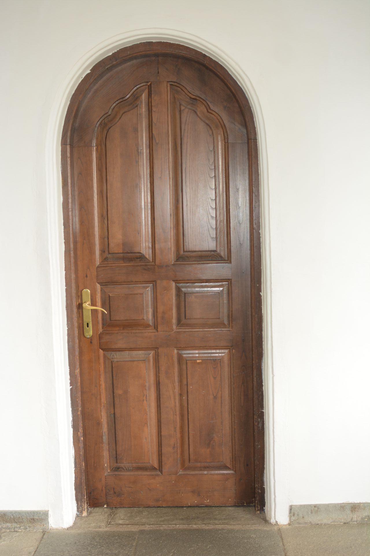 Woodcarved doors windows Woodcarved doors windows