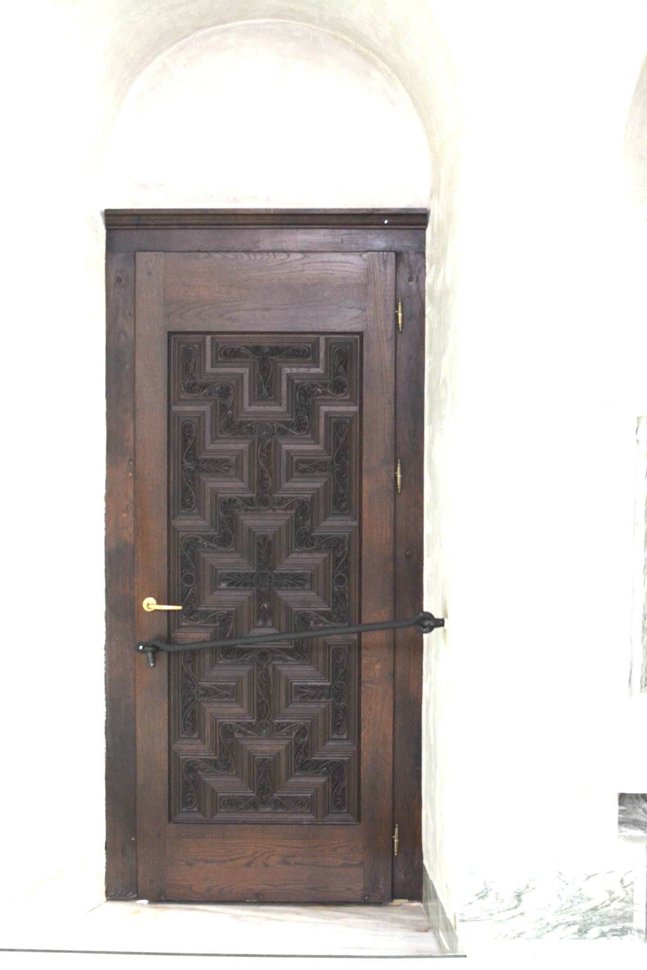 Woodcarved doors windows Woodcarved doors windows