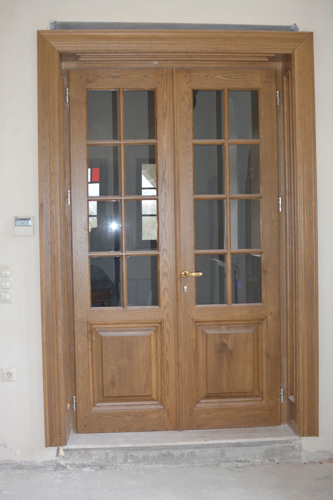 Woodcarved doors windows Woodcarved doors windows
