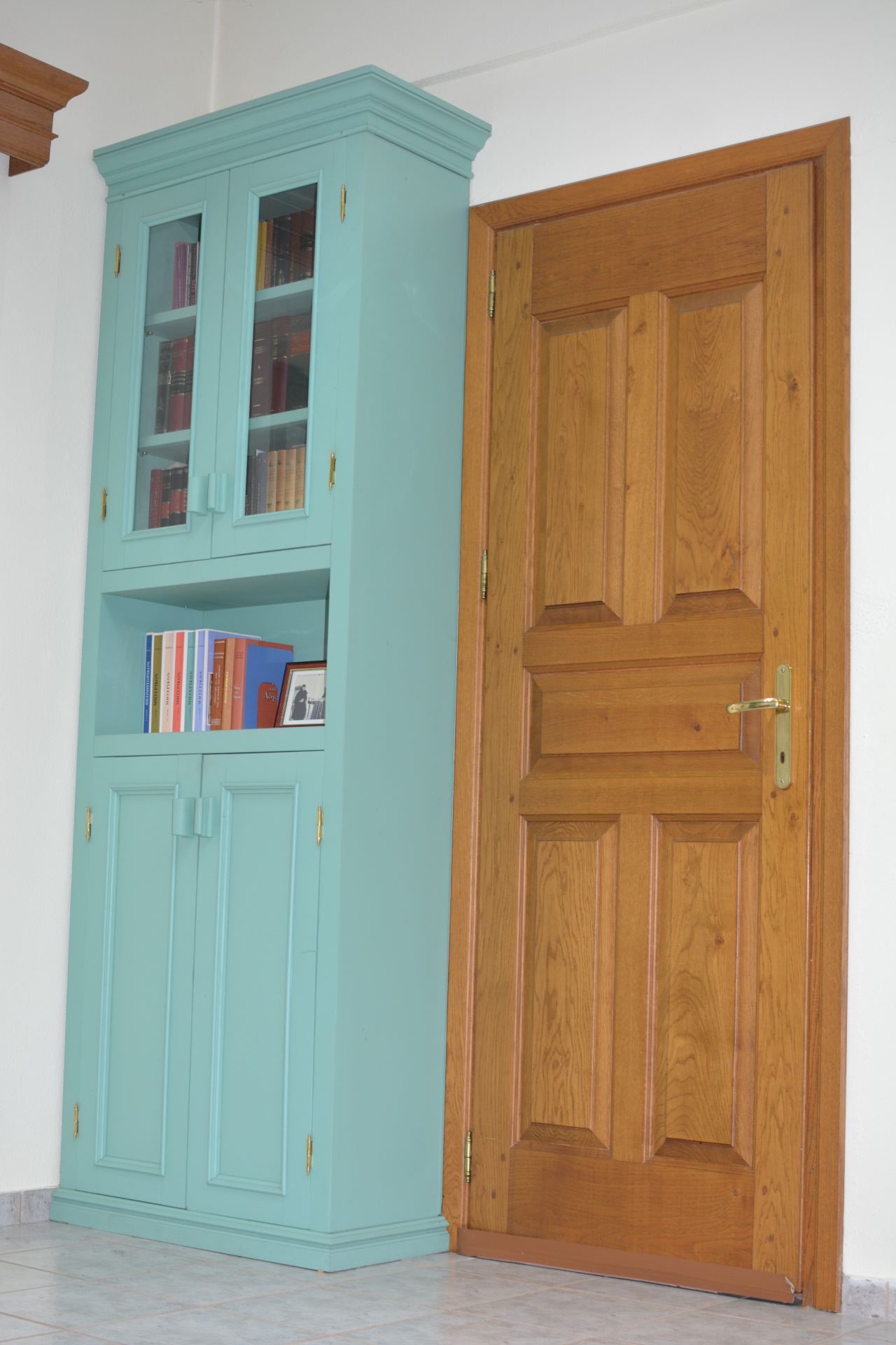 Woodcarved doors windows Woodcarved doors windows