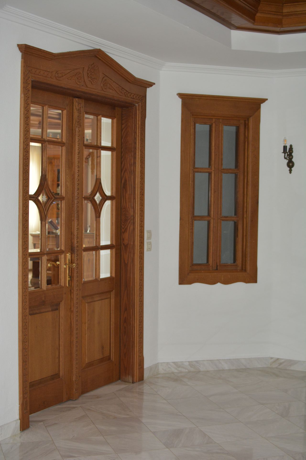 Woodcarved doors windows Woodcarved doors windows