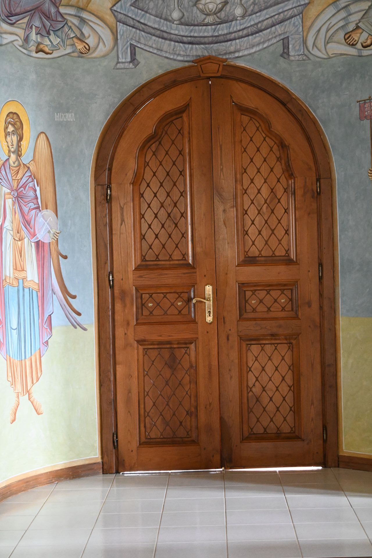 Woodcarved doors windows Woodcarved doors windows