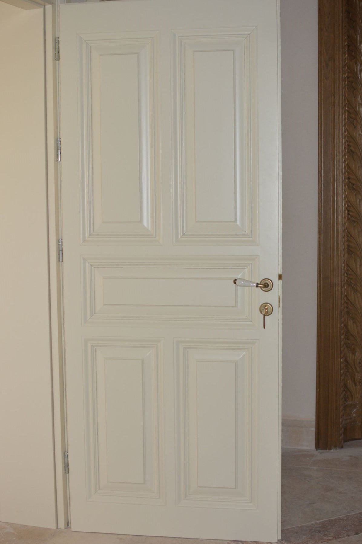 Woodcarved doors windows Woodcarved doors windows