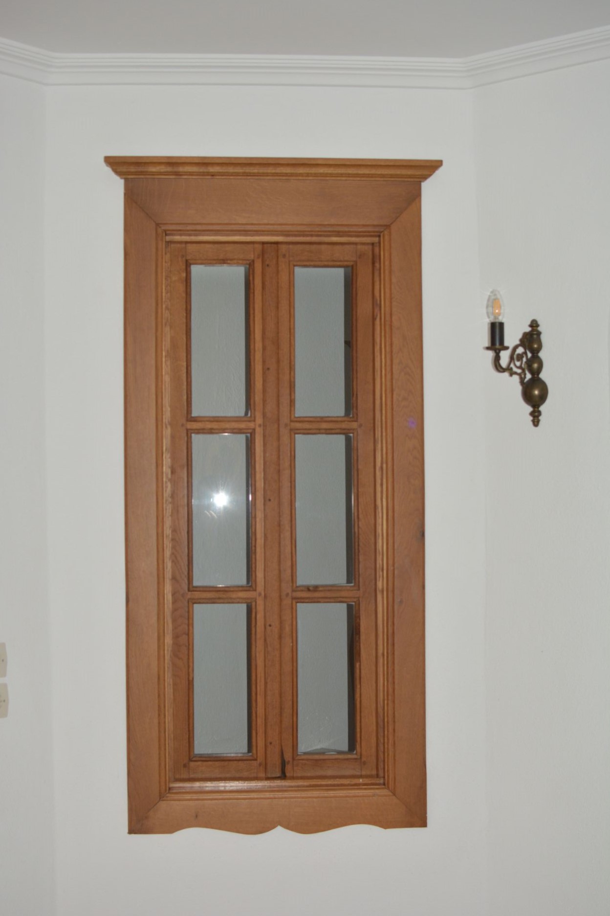 Woodcarved doors windows Woodcarved doors windows